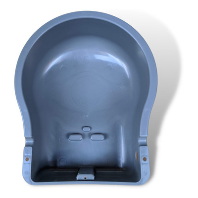 Comedouro Bovino Ou Suino 4 Lts Com Furação Para Parede