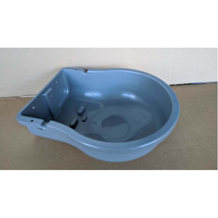 Comedouro Bovino Ou Suino 4 Lts Com Furação Para Parede