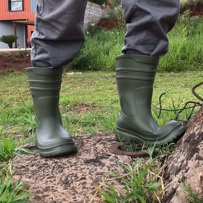 Bota Galocha Brava Em Eva Verde Ultra Leve Eva